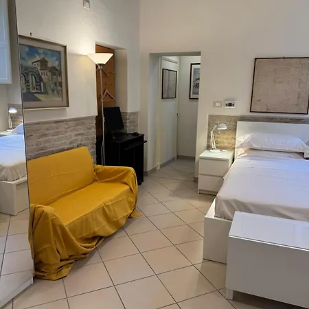 Gabici Apartment *